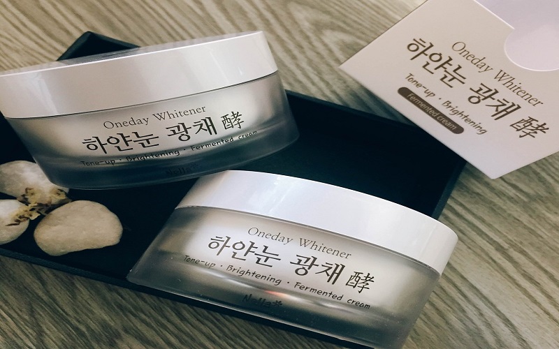 Kem dưỡng trắng da ban đêm Nella Oneday Whitener Cream