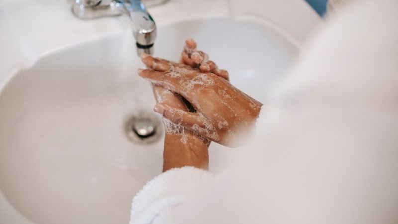 Cách bảo quản và sử dụng nước rửa tay Lagena?