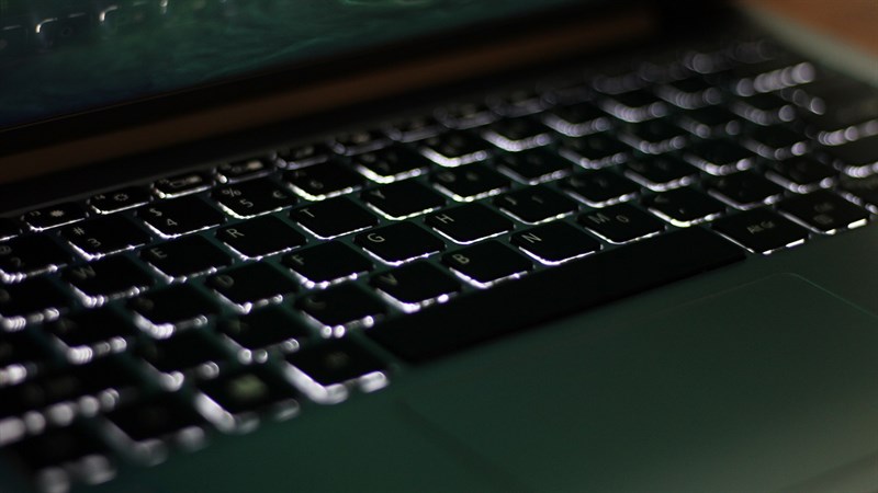 Bàn phím Acer Swift 3 SF314 511 được trang bị đèn nền, hỗ trợ quá trình soạn thảo trong điều kiện thiếu ánh sáng Bàn phím Acer Swift 3 SF314 511 được trang bị đèn nền, hỗ trợ quá trình soạn thảo trong điều kiện thiếu ánh sáng