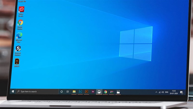 Taskbar Windows 10: Taskbar Windows 10 cung cấp cho bạn nhanh chóng truy cập vào các ứng dụng và chương trình bạn đang sử dụng. Với Taskbar được tối ưu hóa và tính năng đa nhiệm, bạn có thể thực hiện việc thay đổi thông tin hoặc thay đổi hình ảnh nền để tạo cảm giác mới lạ trên máy tính của mình.