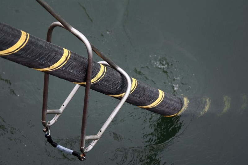 Đứt cáp quang biển Đứt cáp quang biển