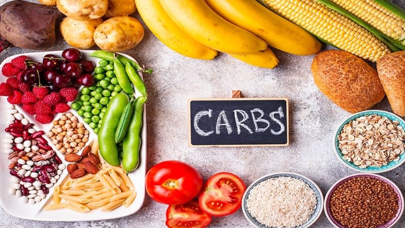 Hầu hết các loại carbohydrate trong chế độ ăn uống đều chứa glucose, chúng có nhiều trong táo, nho, cam,..