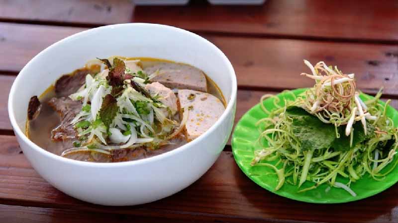 Bún bò Toàn Phát