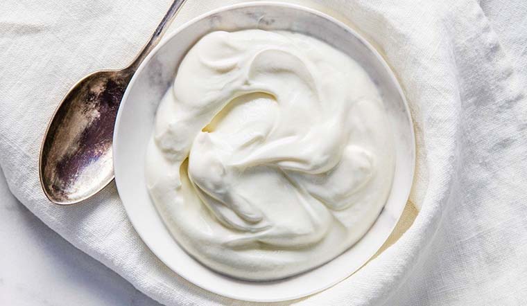 Sour Cream là gì? Có thể thay thế Sour Cream trong nấu ăn?