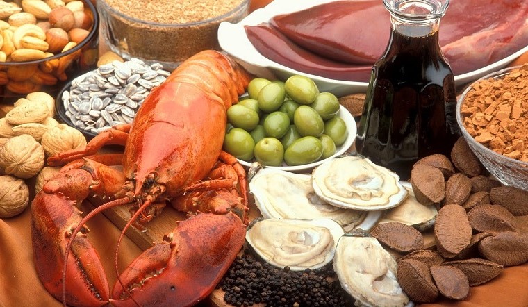 Người bị gout vào ngày Tết nên kiêng ăn món gì?