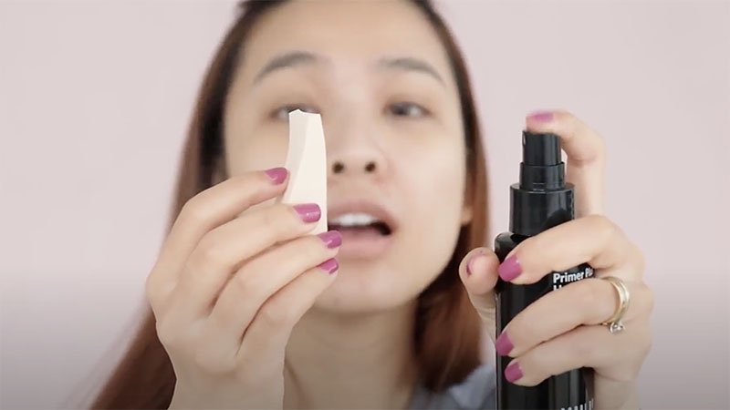 Moisturize the makeup sponge before using