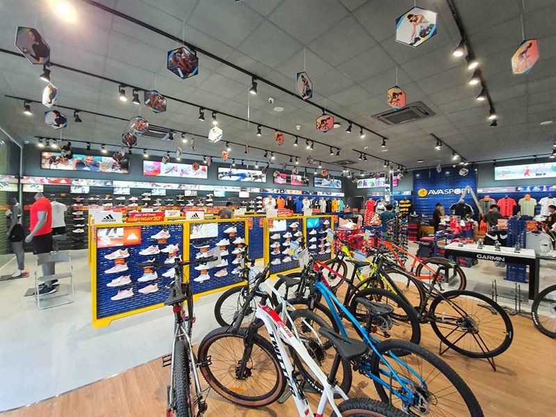 Ảnh chụp tại cửa hàng AVASport sắp ra mắt
