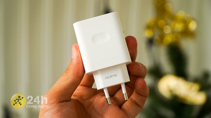 Realme 9i có sạc nhanh 33W
