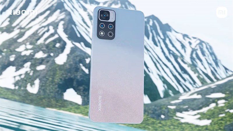 Xiaomi 11i Hypercharge có thiết kế tương tự đàn anh Xiaomi 11i Hypercharge có thiết kế tương tự đàn anh