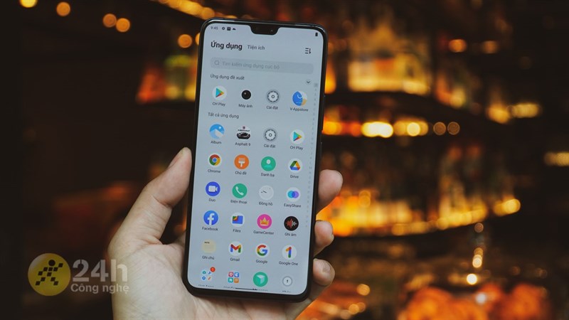 Lưu trữ thoải mái với bộ nhớ 128 GB trên Vivo V23 5G. Lưu trữ thoải mái với bộ nhớ 128 GB trên Vivo V23 5G.