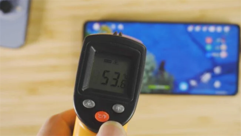 Đánh giá hiệu suất chơi game trên Moto Edge X30 Đánh giá hiệu suất chơi game trên Moto Edge X30