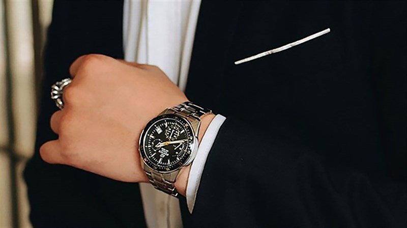 Đồng hồ hiệu Mỹ cực sịn xò, giảm giá cuối năm đón Tết, mềm ơi là mềm Đồng hồ hiệu Mỹ cực sịn xò, giảm giá cuối năm đón Tết, mềm ơi là mềm