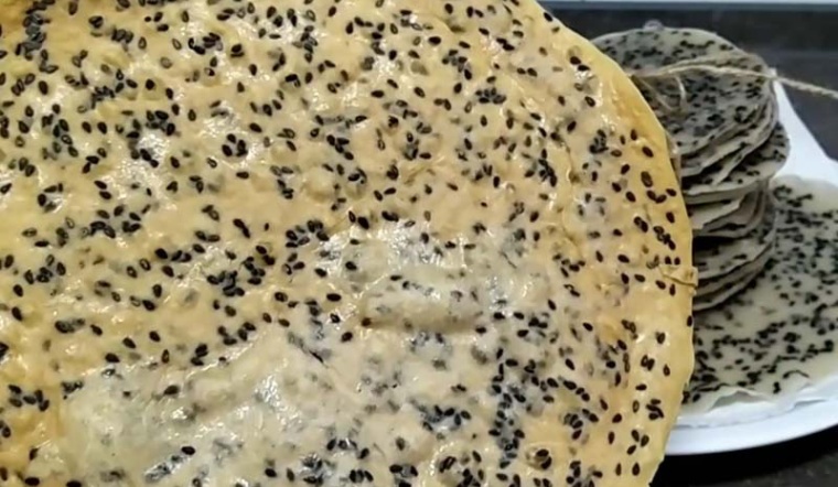 Cách làm bánh tráng nướng Bình Định chuẩn vị quê xứ Nẫu
