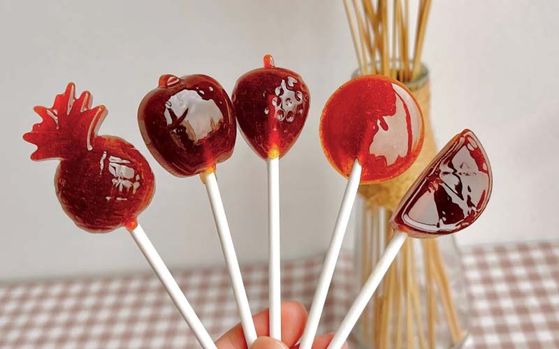 Revealing 4 ways to make delicious sugar lollipops for babies at home simply and beautifully