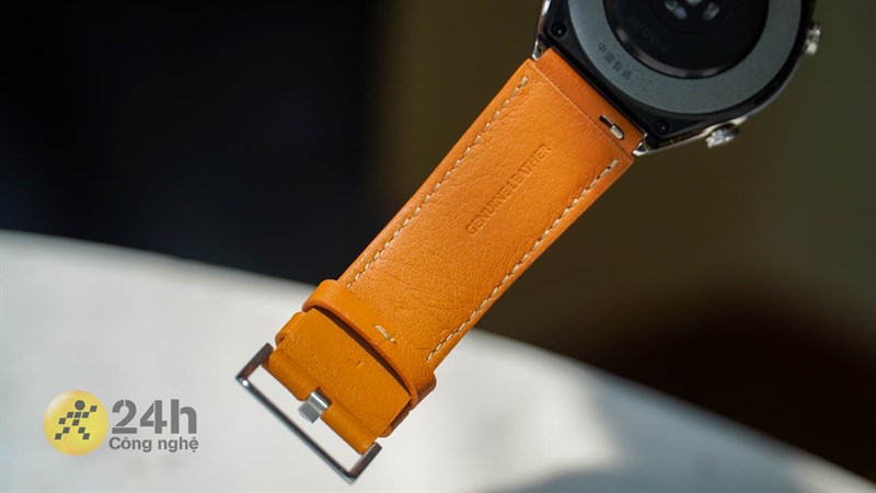 Dây đeo của Xiaomi Watch S1 khá chắc chắn bởi thanh chốt cố định với thân đồng hồ