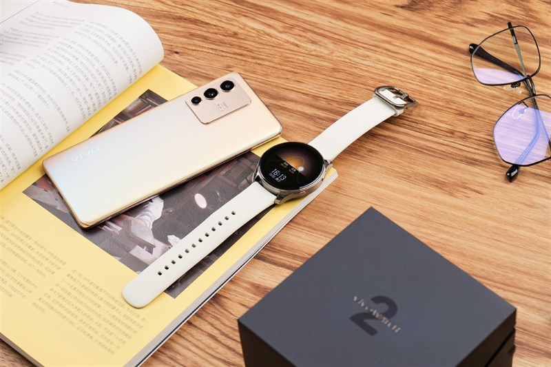 Vivo Watch 2 màu trắng