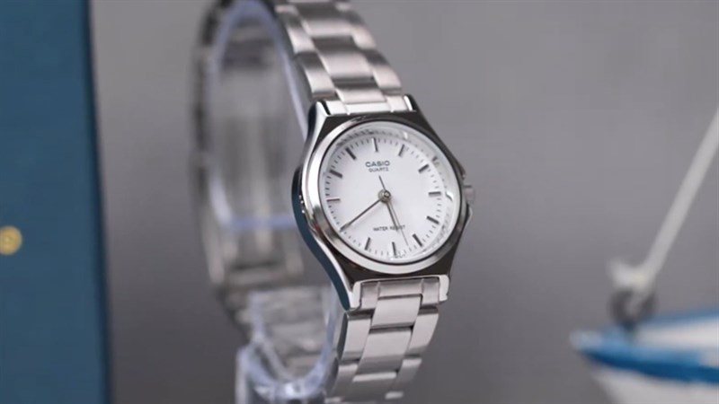 Thiết kế thanh lịch nữ tính