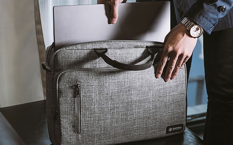 Phụ kiện điện thoại, máy tính ưu đãi cuối năm cực đã, mua sắm thả ga