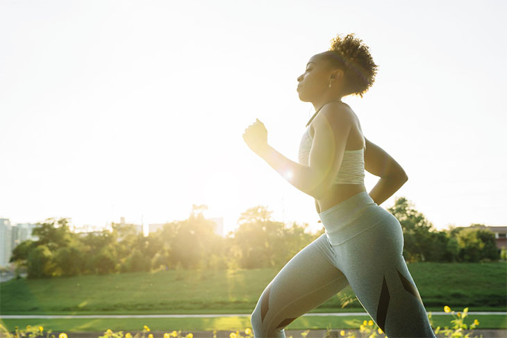 Cách hít thở khi chạy bộ để ít mệt, tránh bị kiệt sức
