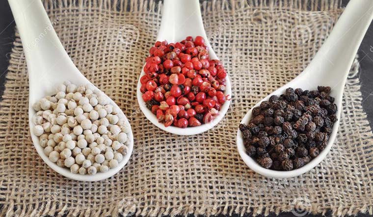 Giá tiêu hôm nay 12/1/2022: Giảm tiếp tục, giá dao động 76.000 - 78.500 đồng/kg