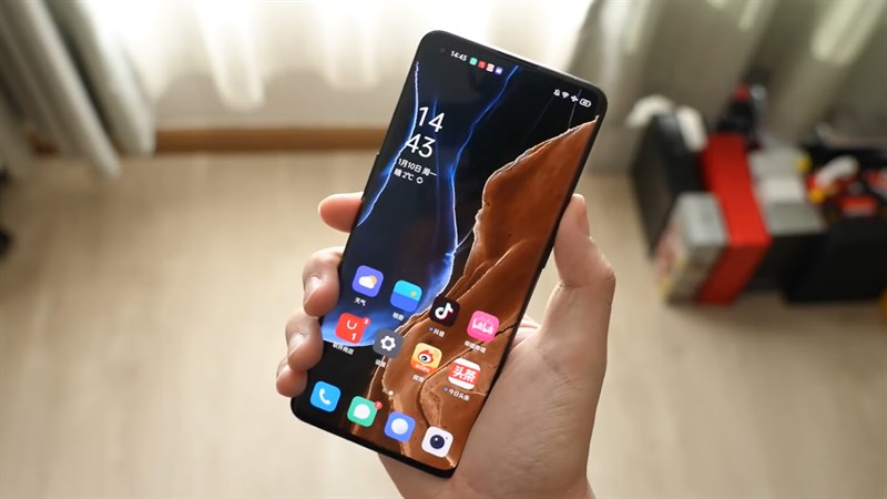 Thiết kế tổng thể của OnePlus 10 Pro