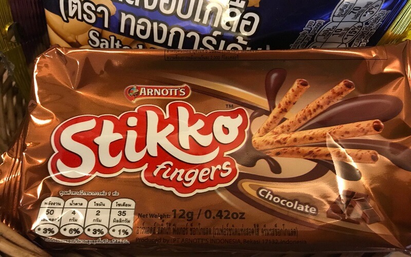 Dòng Arnott's stikko fingers chocolate có lớp vỏ bánh giòn tan, cực ngon