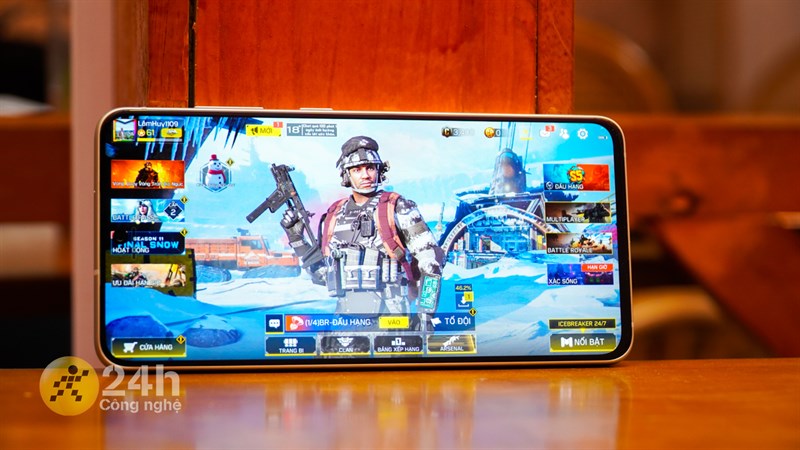 Chiến game sôi động cùng Galaxy S21 FE