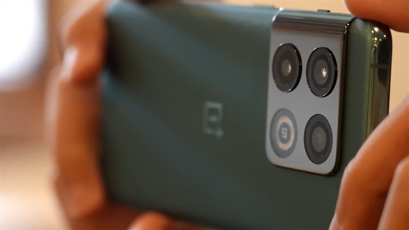 OnePlus 10 Pro được trang bị thông số ấn tượng cũng như nhiều tính năng chụp ảnh