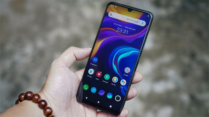 Tham khảo ngay giá Vivo V20 (2021) hiện tại cực kỳ đáng sắm Tham khảo ngay giá Vivo V20 (2021) hiện tại cực kỳ đáng sắm