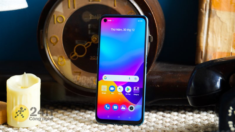 Với viên pin 5.000 mAh Realme 9i cho thời gian sử dụng liên tục 8 tiếng hơn Với viên pin 5.000 mAh Realme 9i cho thời gian sử dụng liên tục 8 tiếng hơn