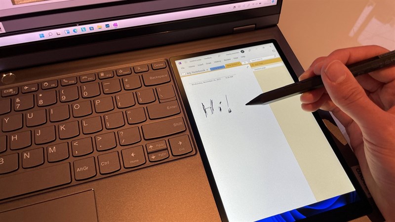 Ấn tượng Lenovo ThinkBook Plus Gen 3: Giá triệu, thiết kế độc đáo Ấn tượng Lenovo ThinkBook Plus Gen 3: Giá triệu, thiết kế độc đáo