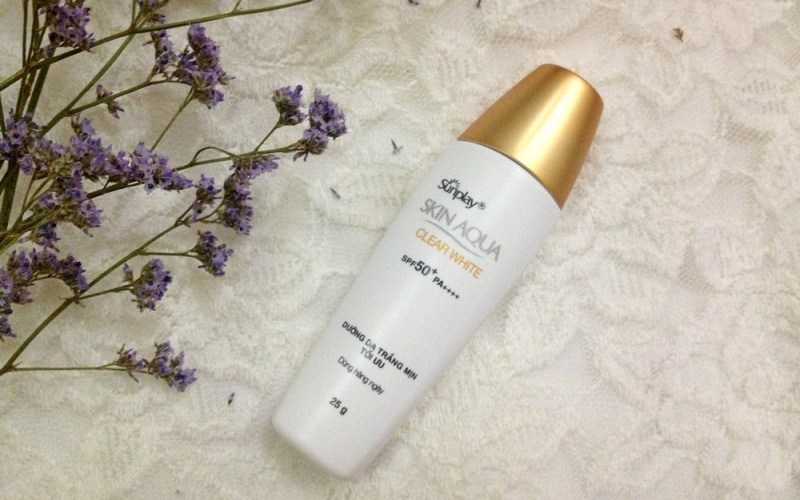 Sunplay Skin Aqua Clear White SPF 50+, PA++++