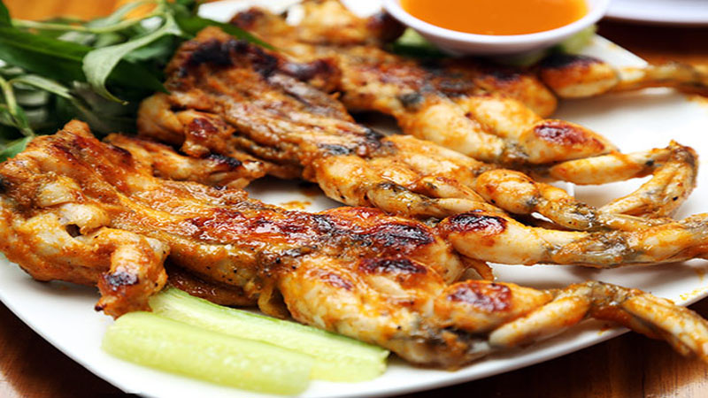 How to make delicious Cambodian grilled frog. attract diners