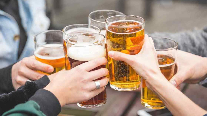 Liều lượng sử dụng bia ngày Tết được Bộ Y tế cho phép