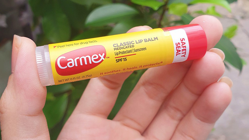 Son dưỡng môi Carmex