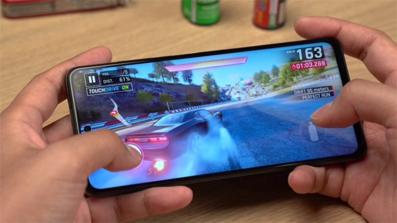 Vô tư khuynh đảo mọi tựa game không sợ máy bị quá nóng