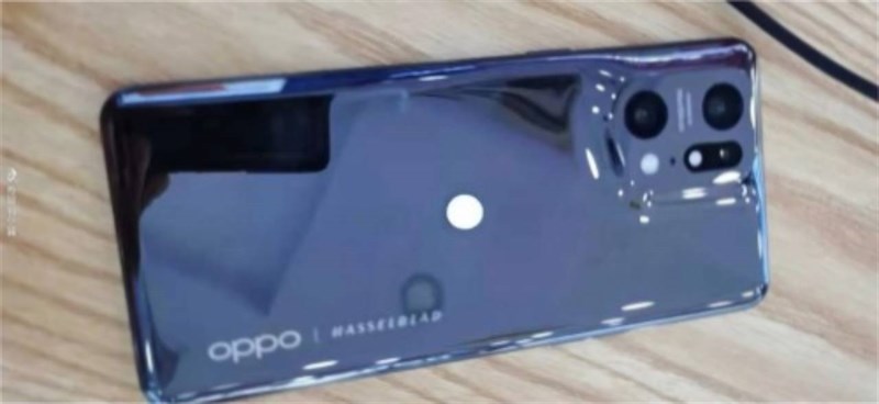 OPPO Find X5 Pro lộ ảnh chụp mặt lưng từ kính, có vi xử lý ảnh riêng OPPO Find X5 Pro lộ ảnh chụp mặt lưng từ kính, có vi xử lý ảnh riêng