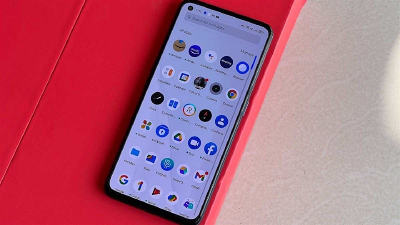 Realme GT Neo3 được trang bị màn hình Full HD+ với tấm nền AMOLED sắc nét cùng tần số quét 120 Hz