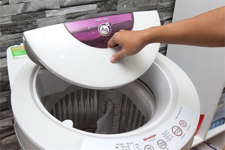 Lỗi E1 trên máy giặt Sharp là lỗi cấp nước đầu vào