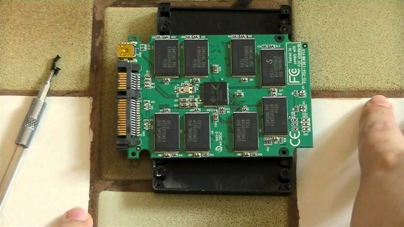 Những lưu ý khi mua và nâng cấp SSD