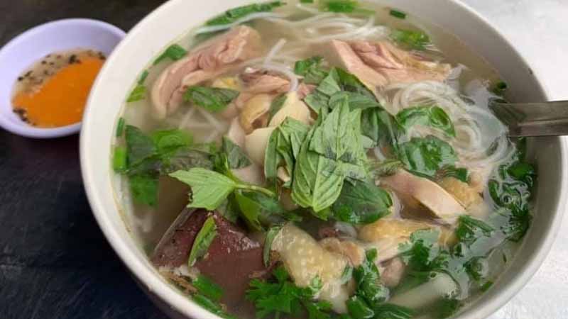 Top 12 delicious chicken pho restaurants in Ho Chi Minh City. HCM should not be missed