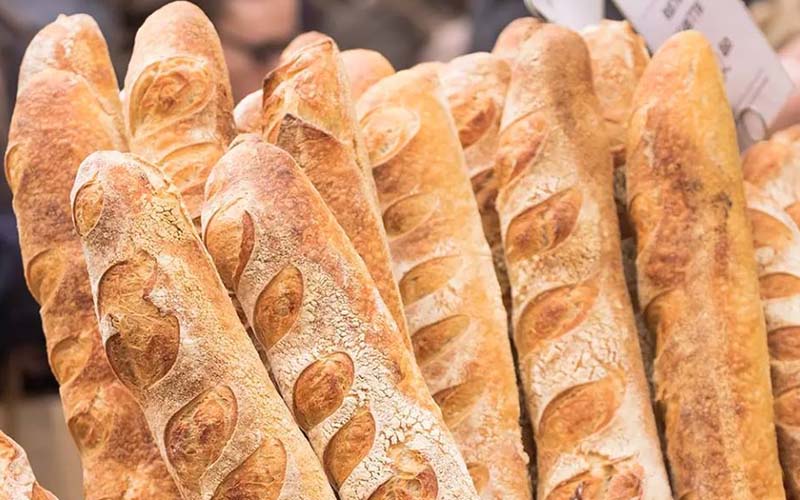 Bánh mì dài Baguette