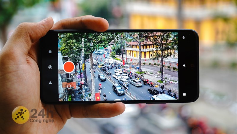 Bạn sẽ yêu thích màn hình lớn, camera chụp sắc nét và công nghệ mới nhất của Redmi Note