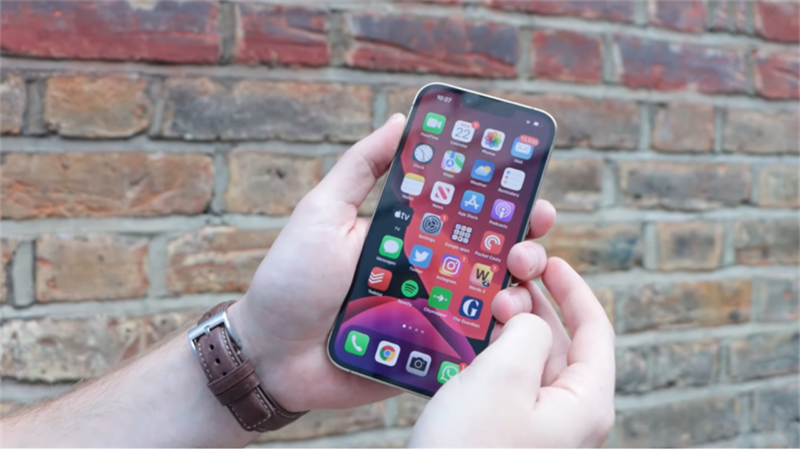 Độ sáng màn hình iPhone 13 đã được nâng cấp xịn hơn
