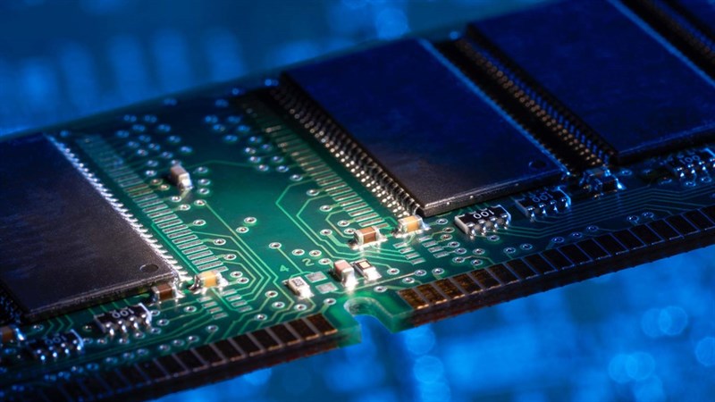 GDDR và ​​ RAM DDR đều là bộ nhớ máy tính ngắn hạn với sự khác biệt nằm ở các chức năng chính của chúng.