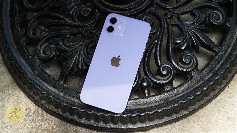 iPhone 12