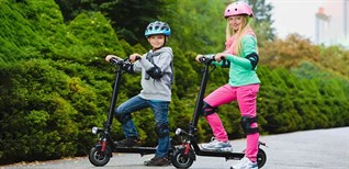 8 lợi ích tuyệt vời của xe trượt scooter mang lại cho bé