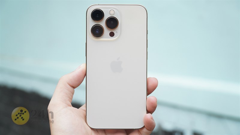 iPhone 13 Pro sở hữu thiết kế sang trọng