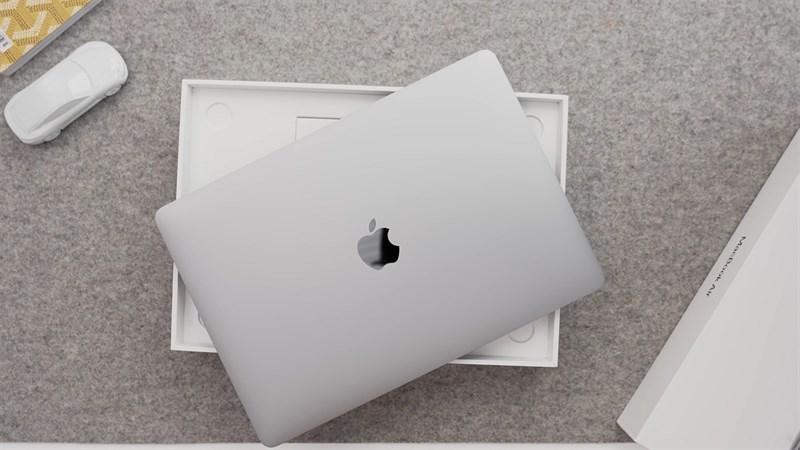 Các fans nhà Táo nên mua gì cho năm mới, tham khảo ngay những sản phẩm Apple đang sale cực sốc tại <a href="https://baotiengiang.net" title="Bảo Tiến Giang" target="blank" rel="follow">Bảo Tiến Giang</a>