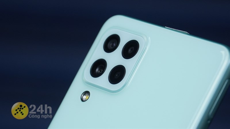 Cụm camera sau của Galaxy A22.